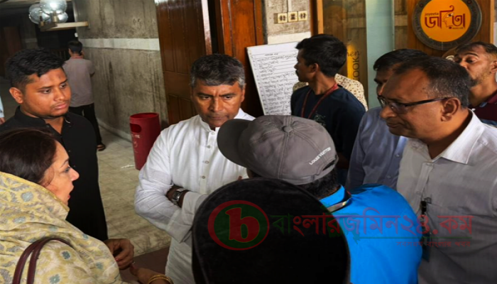 দিকনির্দেশনা দিলেন এস এম জাহাঙ্গীর হোসেন